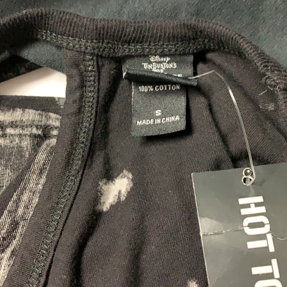 DISNEY HOT TOPIC NBC Jack Dip Dye Oversize TEE! - Picture 9 of 10